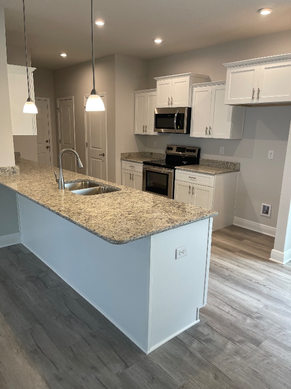 Photo - 807 Riverwalk Cir