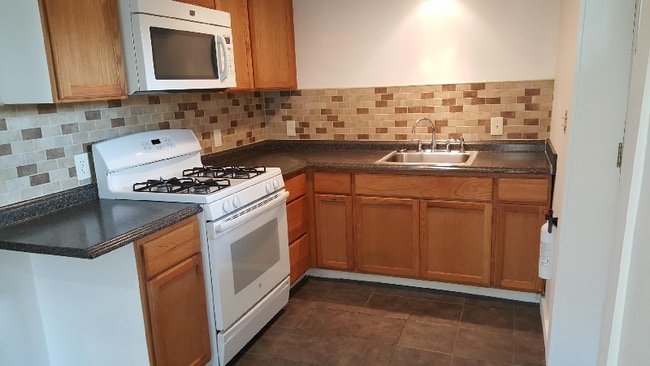 Photo - 177 Broad St Unit #A