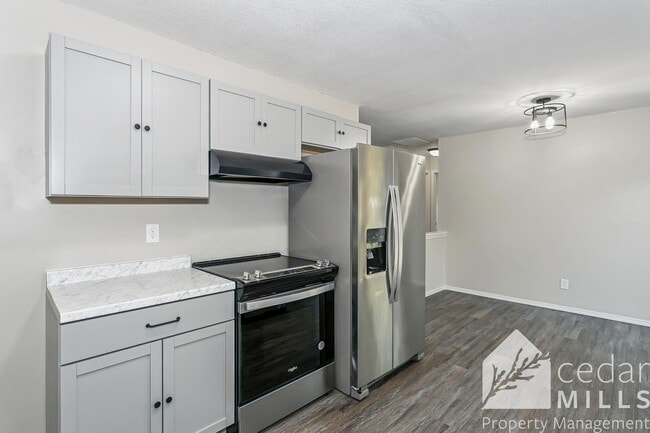 Photo - HUGE 2 Bedroom ANDOVER SCHOOLS!