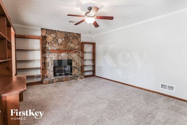 Photo - 240 Summerwood Ln