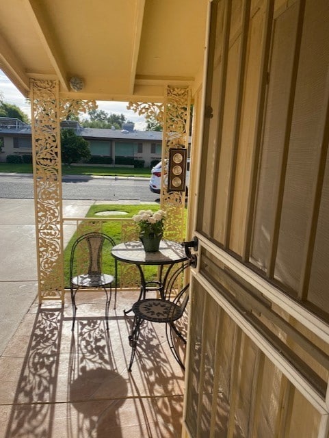 Photo - 10022 W Lakeview Cir N House