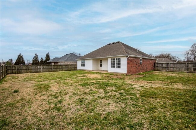 Photo - 520 Bonanza St