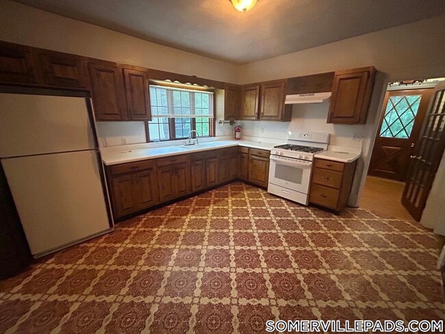 Photo - 186 Powder House Blvd Unidad 3