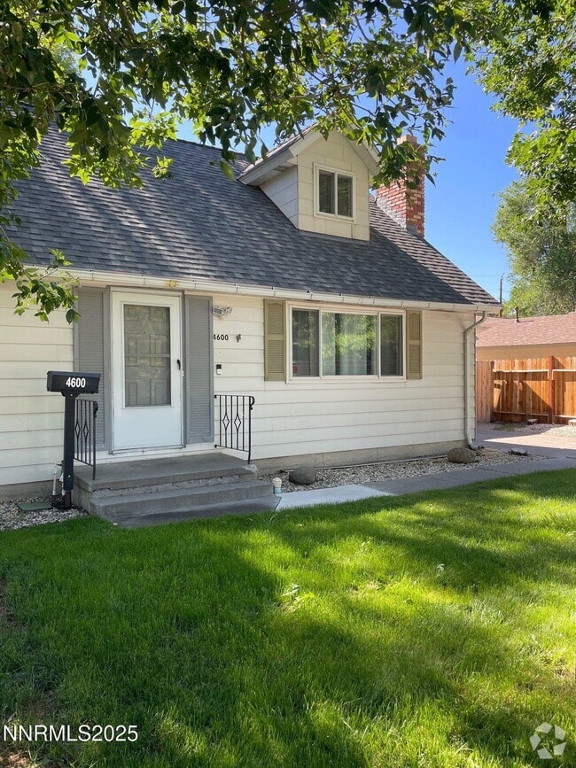Building Photo - 4600 Azalea Dr Rental