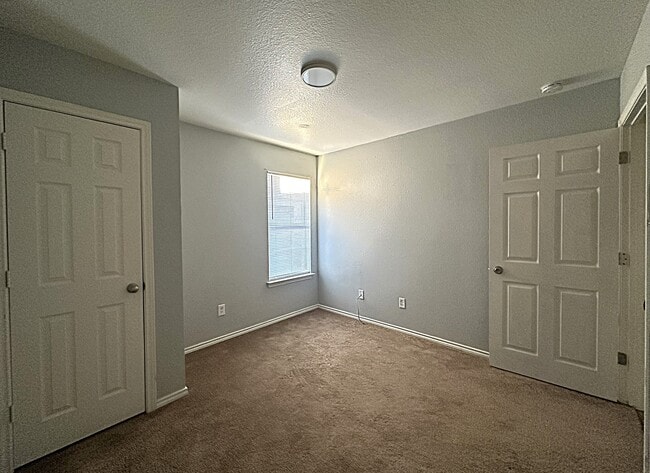 Photo - 2712 Ashley Dr Unit 2712