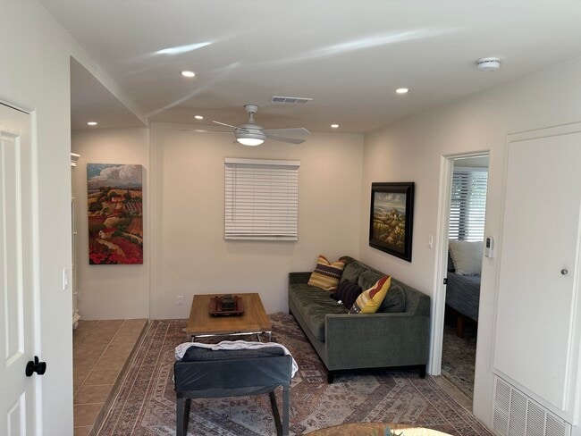 Photo - 840 Indian Canyon Dr Unit B