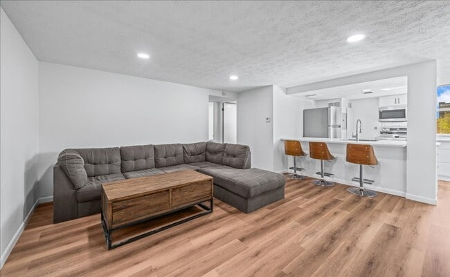 Photo - Newly Renovated Blackstone Gem!