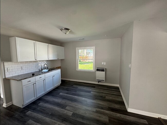 Photo - Roseville Three bedroom is a must see!!