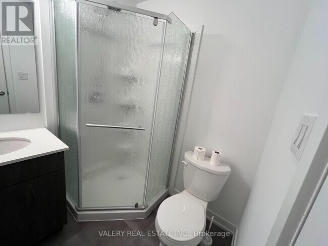 Photo - 514 - 4263 FOURTH AVENUE