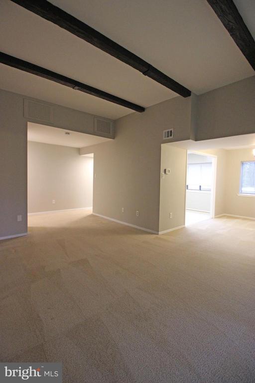Photo - 1662 Parkcrest Cir Unit 400