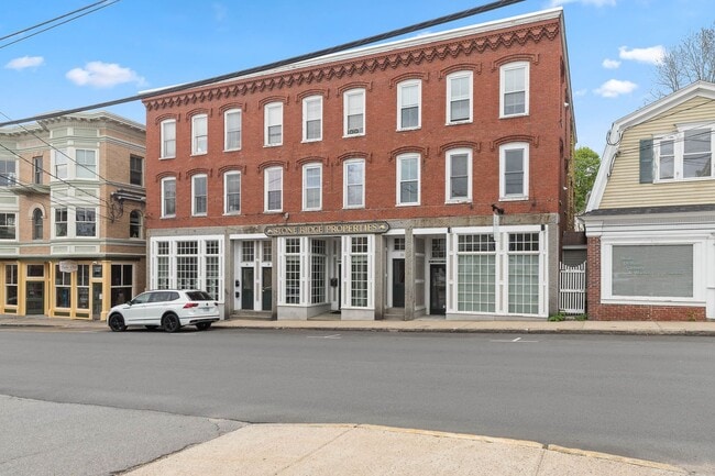 16-24 Market Street - 16-24 Market Street Apartment Unit 18-3