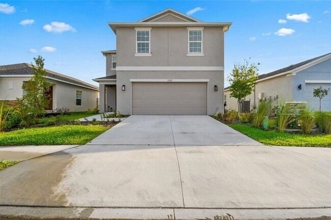 Building Photo - Spacious 5 Bed, 3.5 Bath Home with Fenced Yard and 2-Car Garage | Available Soon!