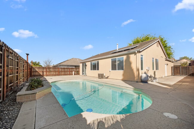 Photo - 1634 Sierra Creek Dr