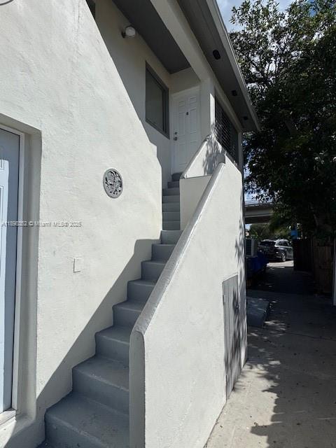 Photo - 2210 NW N River Dr Unit 4