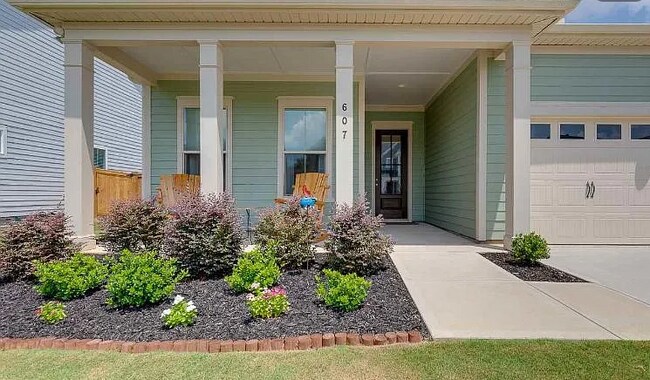 Photo - Spacious 3BR/2BA Home in Desirable Simpsonville Location – Available Now!