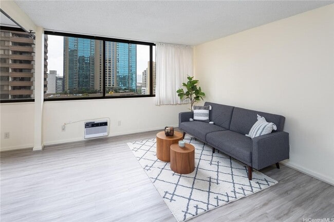 Photo - Kukui Plaza Ewa Tower - 1 bedroom 1 bath with 1 assigned parking Unit E1313