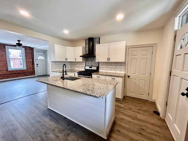 Photo - Charming 3 Bedroom Lancaster Home with Yard and Laundry Hookups!