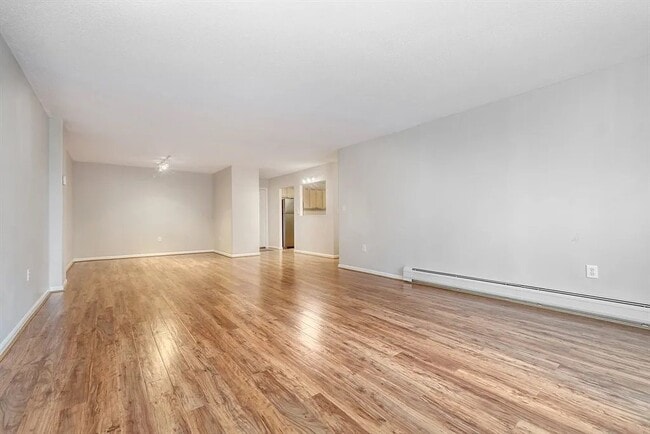 Photo - 131 Coolidge Ave Unit 123