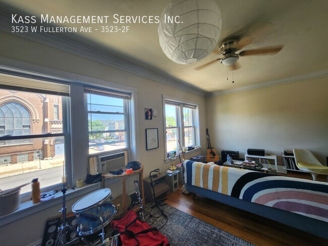 Photo - 3523 W Fullerton Ave Unit 3523-2F