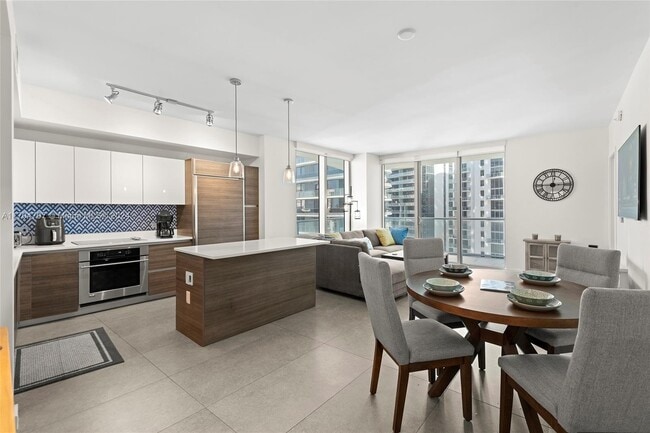 Photo - 1100 S Miami Ave Unit 2910