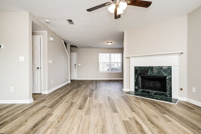 Photo - 1119 St Phillips Ct