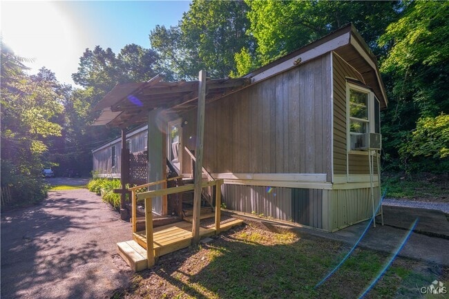 Building Photo - 2223 NY-5S Rental