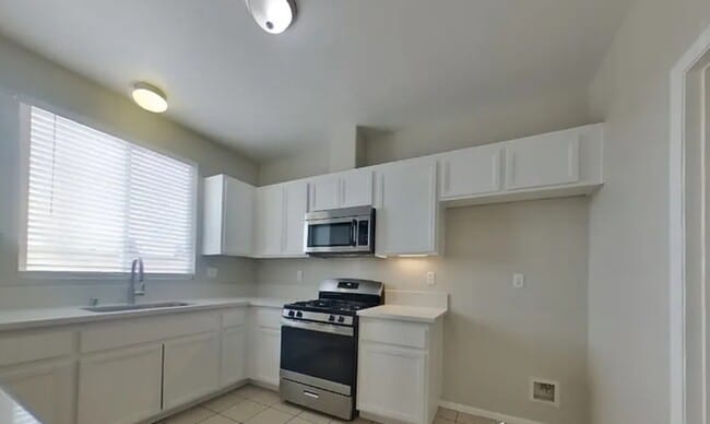 Photo - 740 Pino Ave