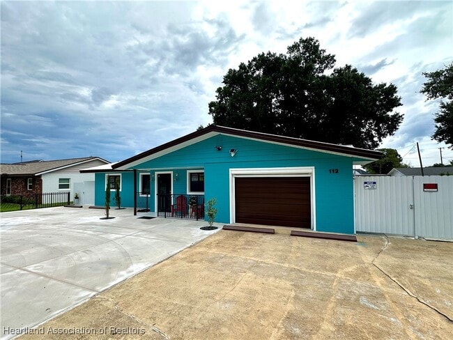 Photo - 112 Memorial Dr