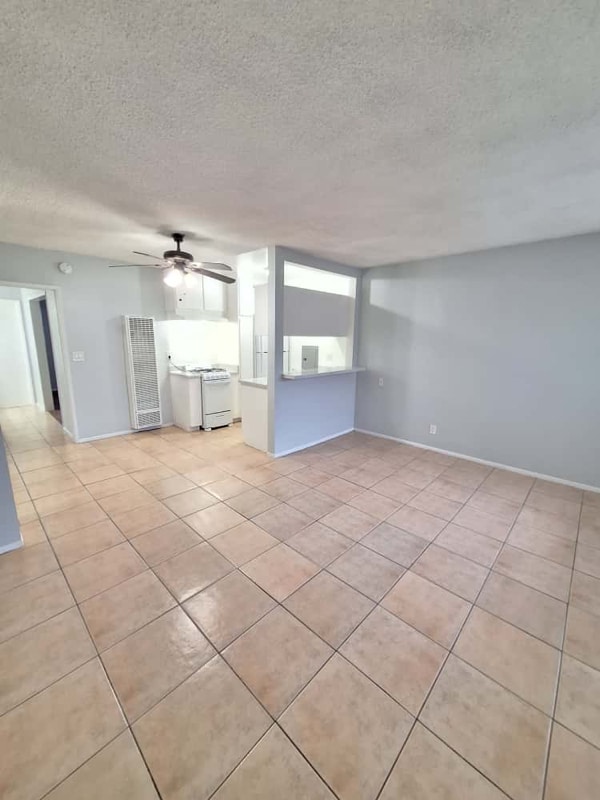 Photo - 4660 Kester Ave Unit 224