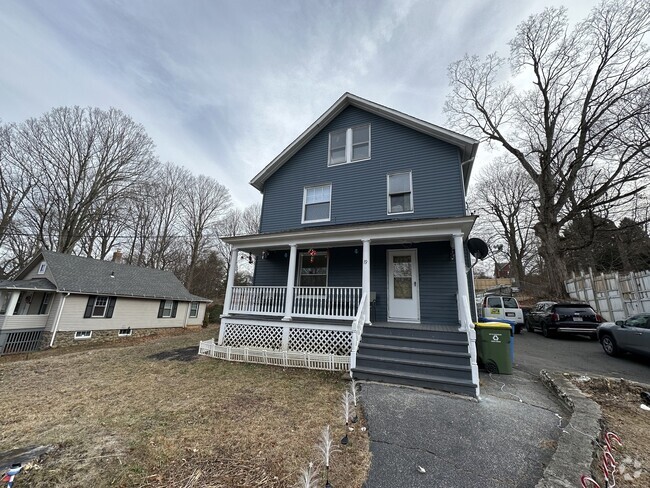 Building Photo - 19 Maplewood St Rental