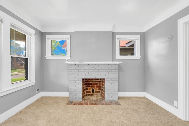 Photo - 12057 Rosemary St