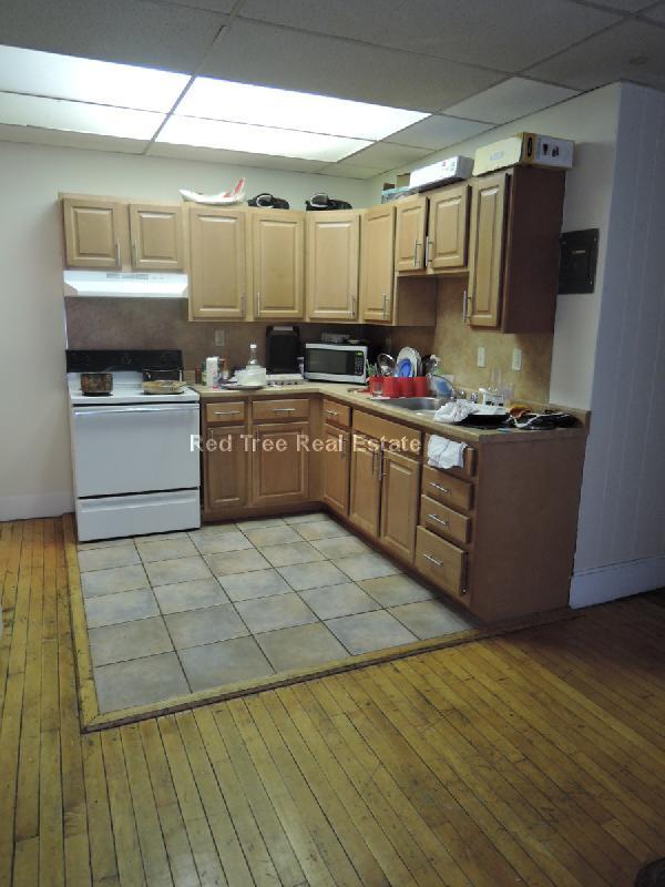 Building Photo - 437 Cambridge St Unit 32