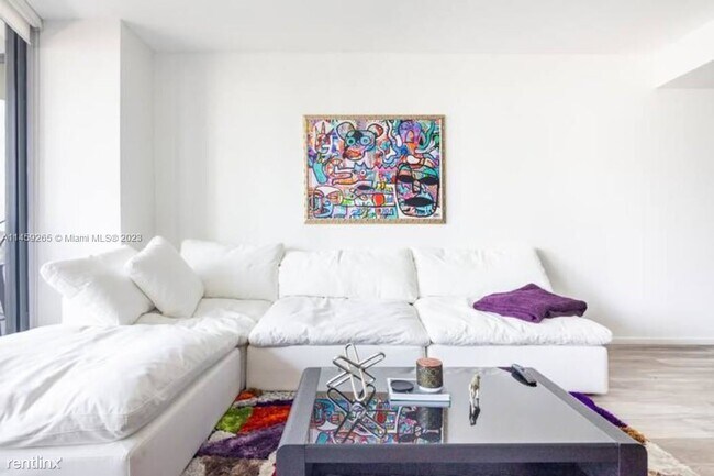 Photo - 1 br, 1.5 bath Condo - 801 S Miami Ave Uni... Unidad 1703