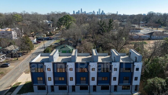 Photo - 3527 Avalon Ave