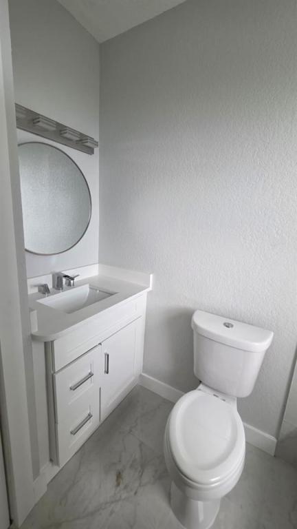 Photo - 1310 SW 44th Terrace Casa