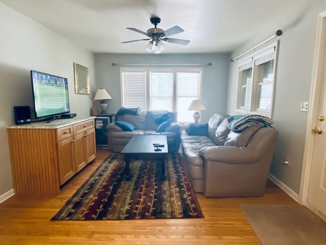 Photo - 21 N Julian St