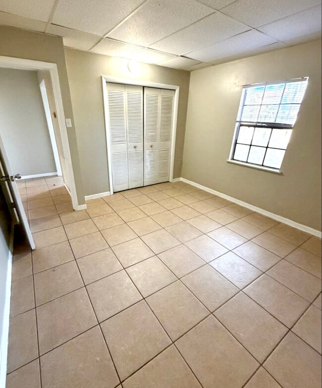 Photo - 2504 Ave O NW Unidad B Downstairs