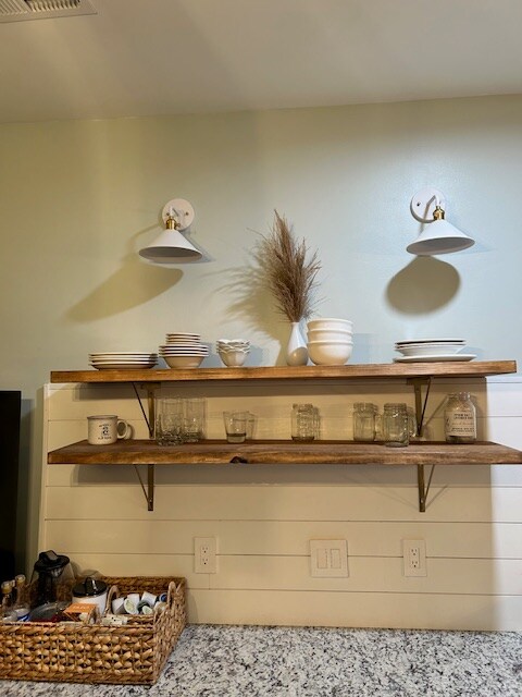 Photo - 8420 Waltham Rd