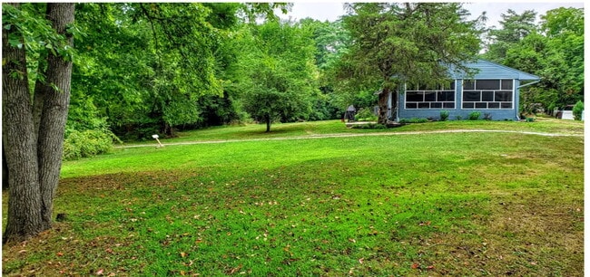 Photo - Quiet Oasis in Lynchburg Near University i...