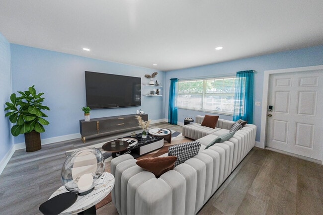 Photo - 1991 NE 32nd St Unit 18