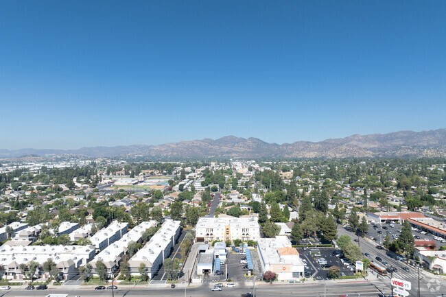 Photo - MASON (10227) APT