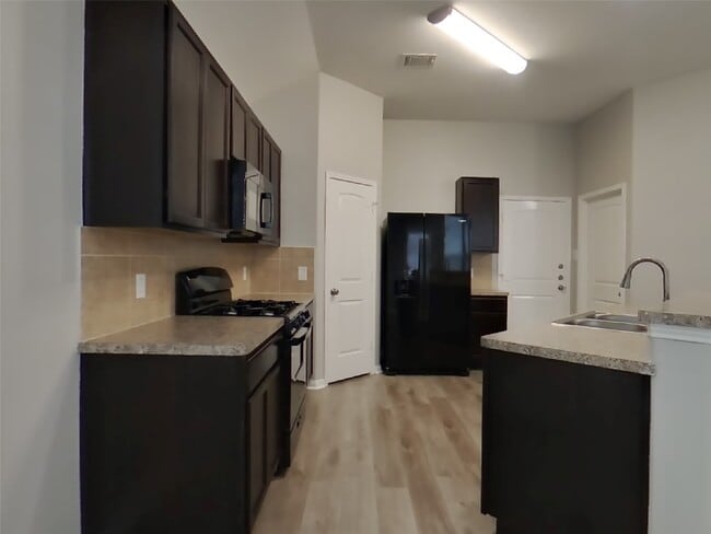 Photo - 12850 Spruce Cir