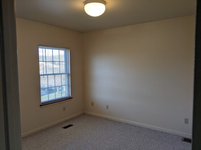 Photo - 1198 Bloom Rd Unit 1198