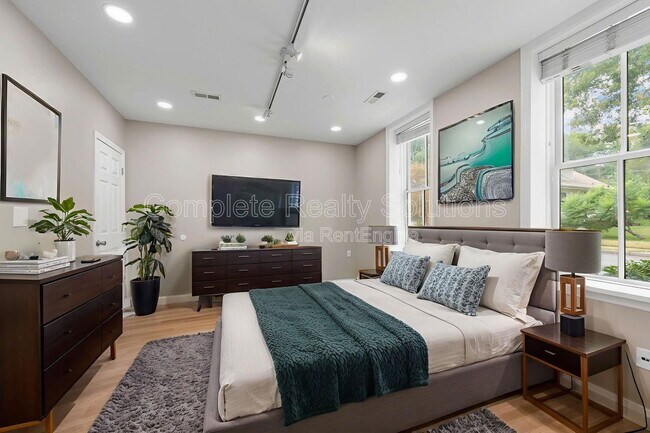 Photo - 620 S Benton Ave