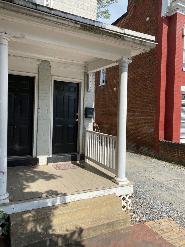 Photo - 14 S Plum St Unit Apt #B (2nd Fl)