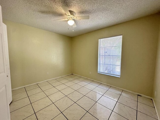 Photo - 2432 Herb Ave S