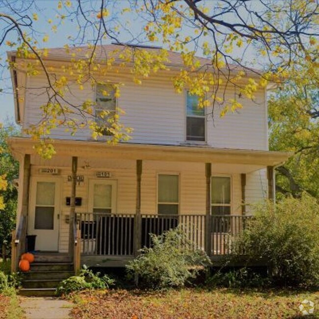 Building Photo - 600 Crawford Ave Rental