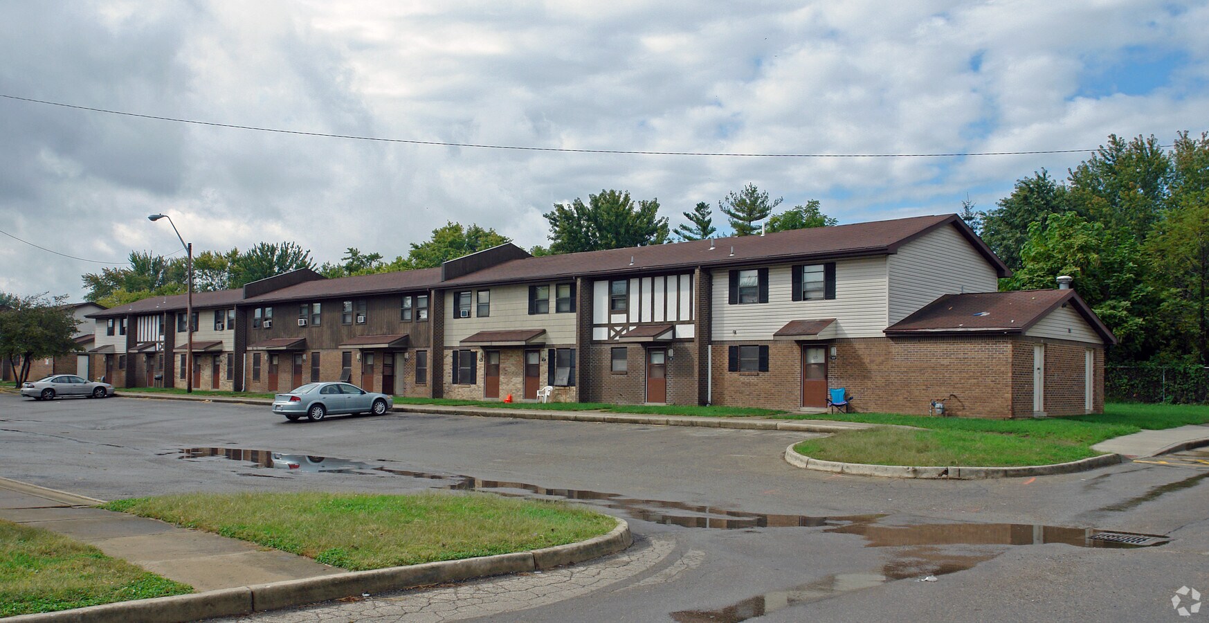 Olive Hills - Olive Hills Apartments