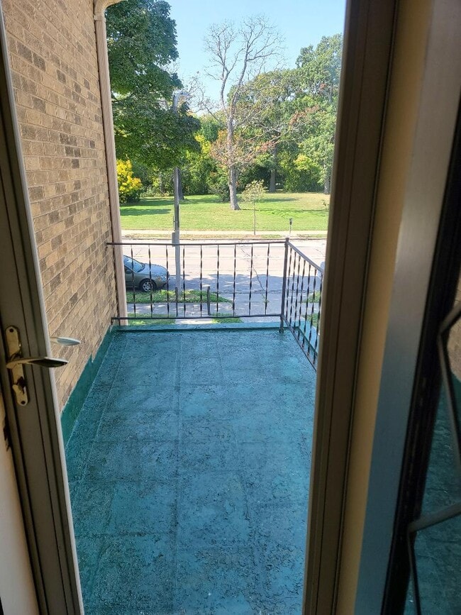 Photo - 3474 N Downer Ave