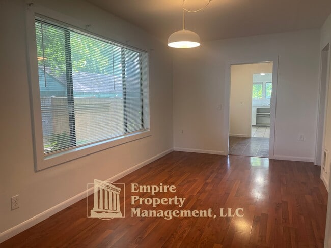 Photo - 4950 Barger Dr